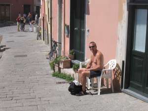 Xtrallusion photo gallery of Italy. Photos, pictures, images and photographs of the Italian Rivieras, the Italian Lakes, the Italian Alps, the Cinque Terre, the Amalfi coast and some of the most beautiful corners of Italy. Plus photos of Italian cities such as Pisa, Milan, Genoa and Rome.